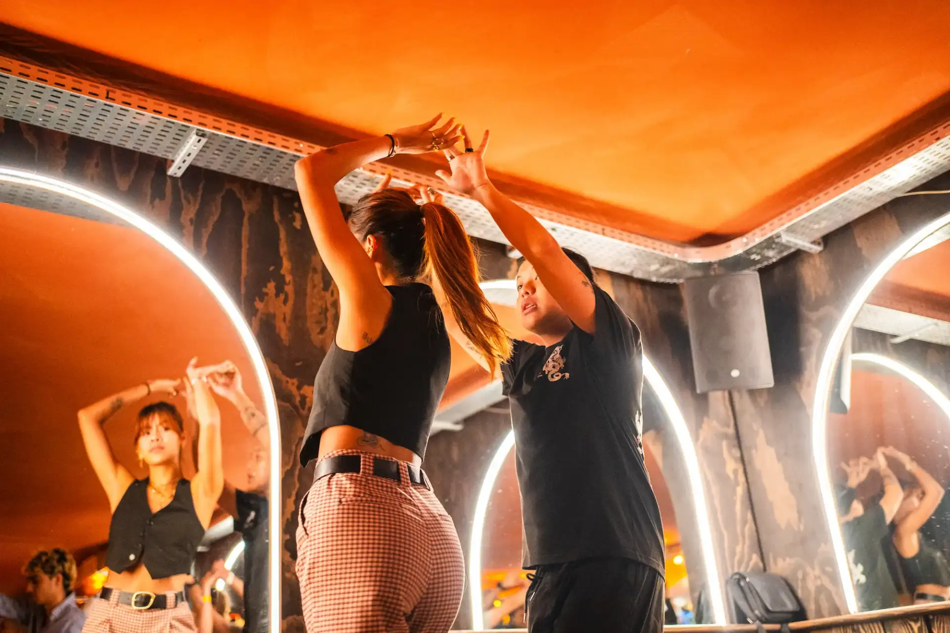 Bachata_Au_Toucan_Fringant_Bar_Dansant_latino