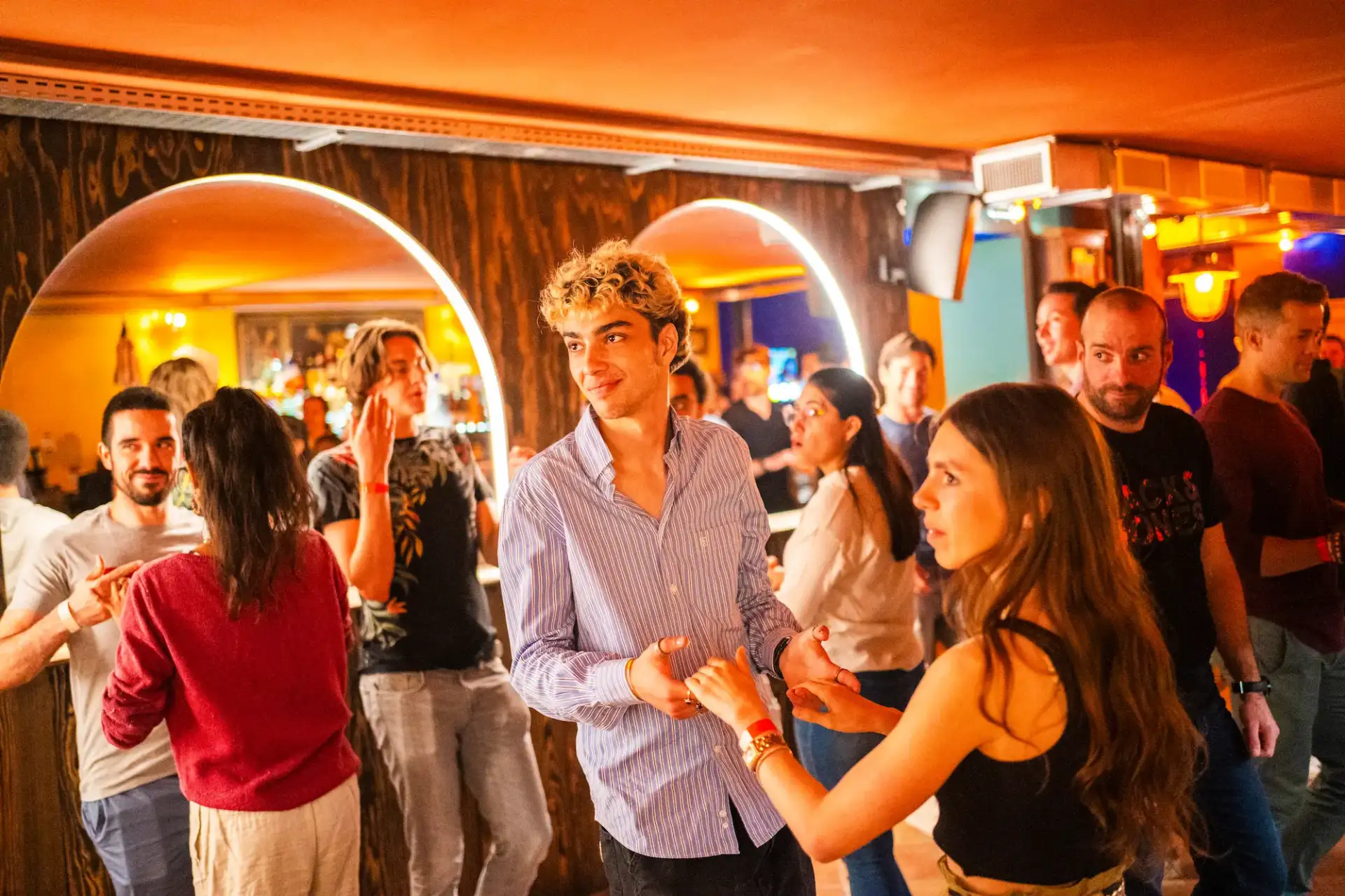soirée_Bachata_Au_Toucan_fringant_bar_latino2