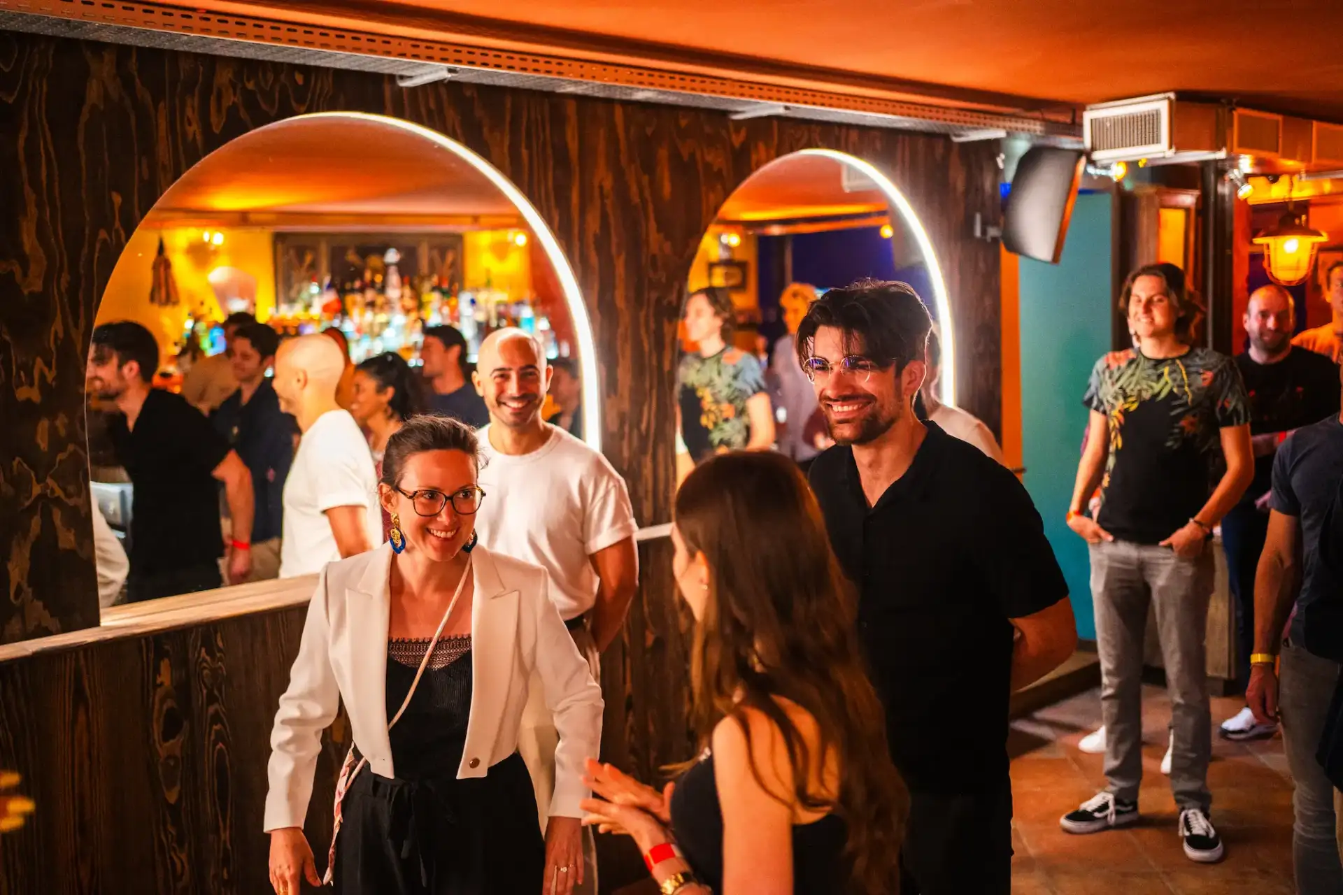 Soirée Bachata à Bordeaux dans le bar latino Au Toucan Fringant
